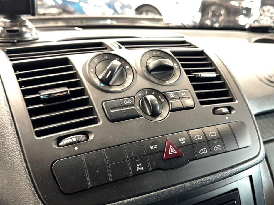 MERCEDES-BENZ Vito 2011