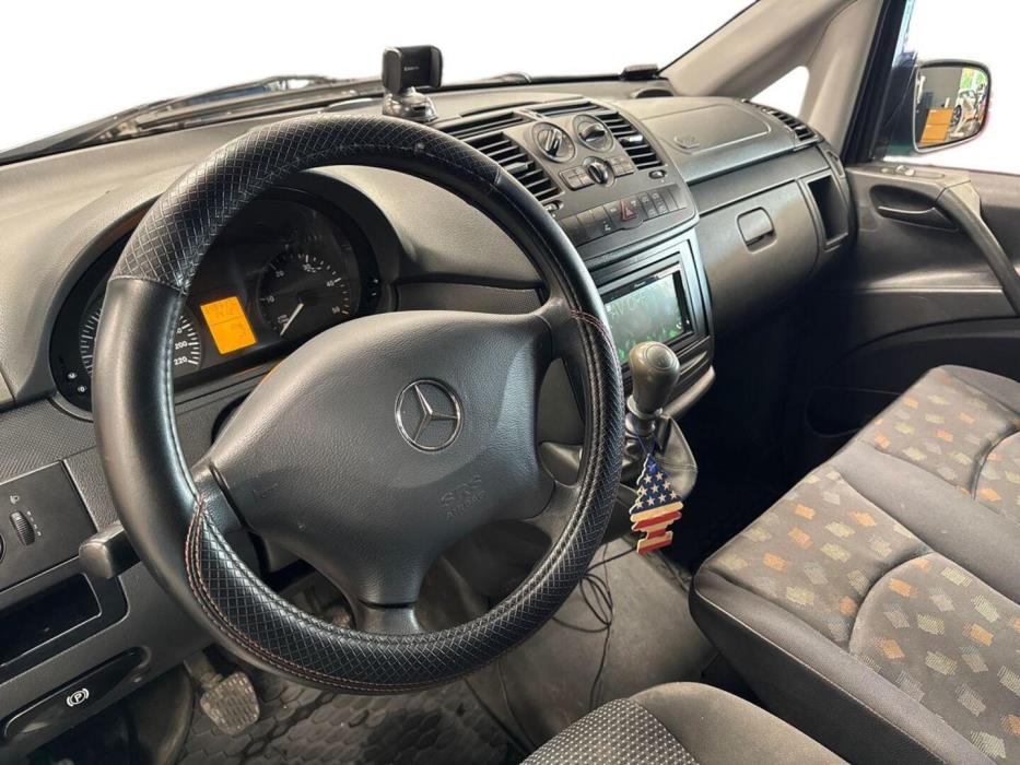 MERCEDES-BENZ Vito 2011