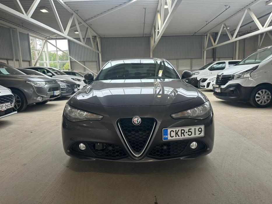 ALFA ROMEO Giulia 2017