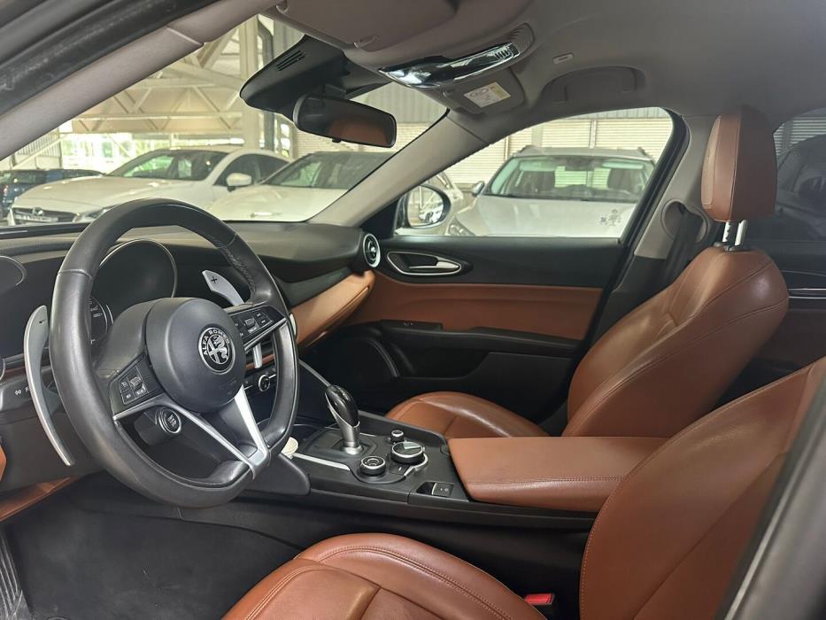 ALFA ROMEO Giulia 2017
