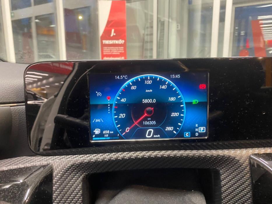 MERCEDES-BENZ A 2020