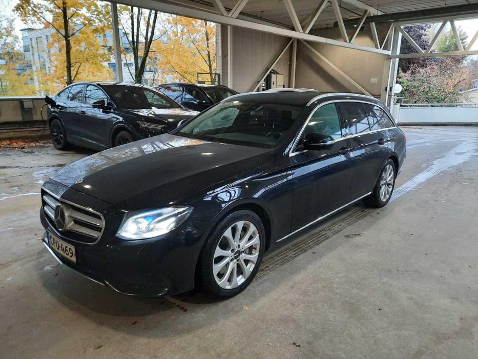 MERCEDES-BENZ E 2017