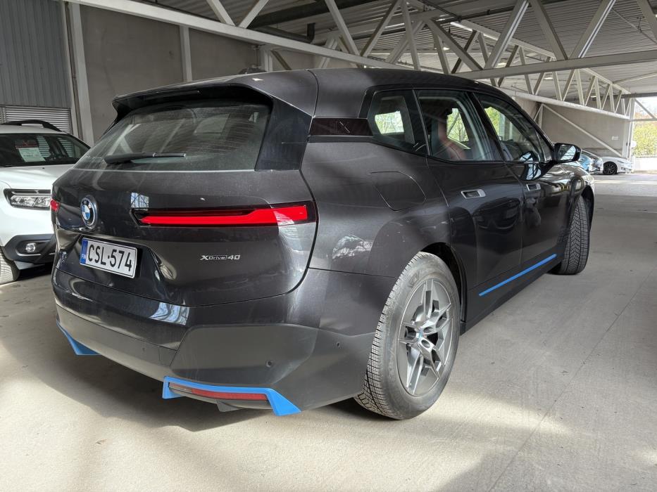 BMW iX 2022