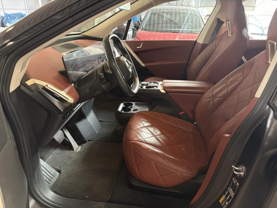 BMW iX 2022