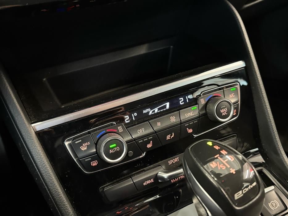 BMW 225 2018