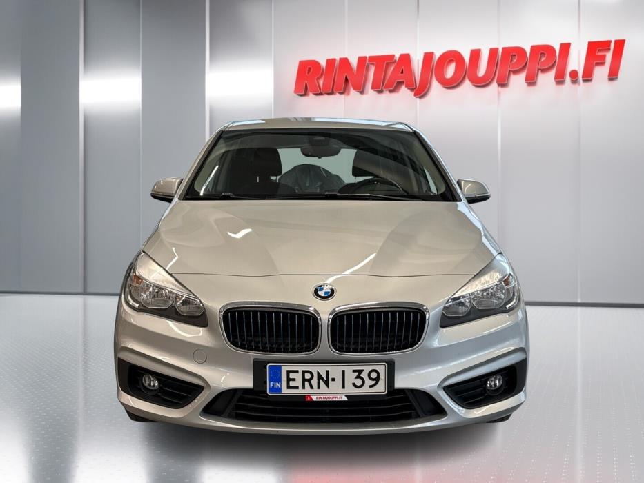 BMW 225 2018