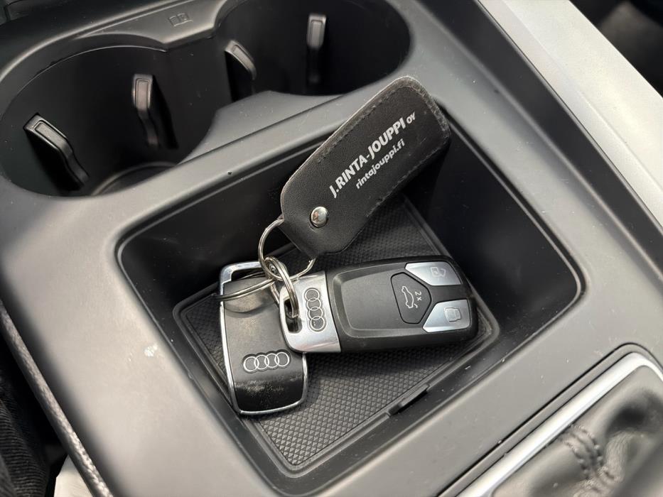 AUDI A4 2020