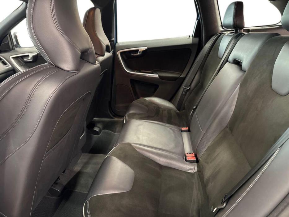 VOLVO XC60 2015