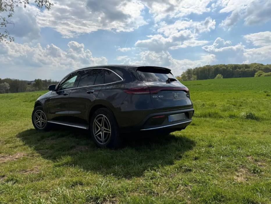 MERCEDES-BENZ EQC 2022