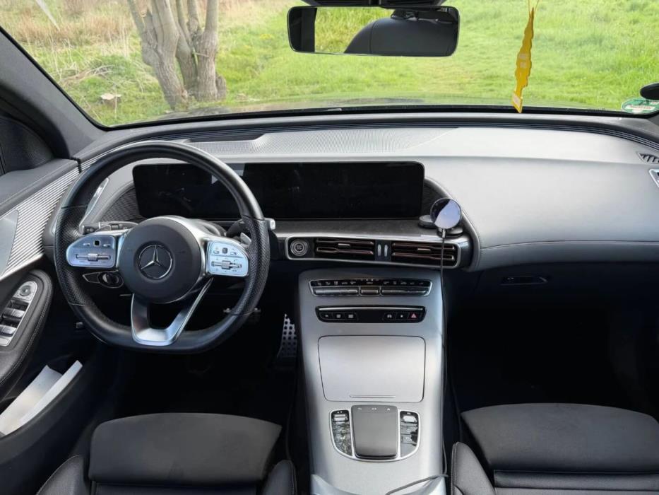 MERCEDES-BENZ EQC 2022