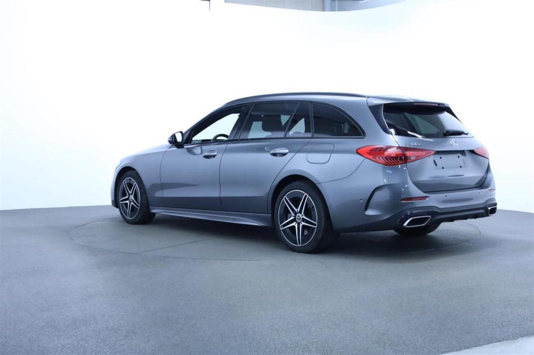 MERCEDES-BENZ C 2023