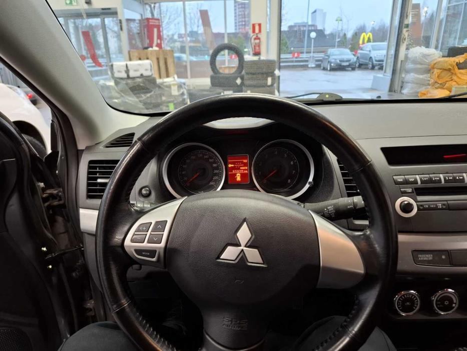 MITSUBISHI Lancer 2010