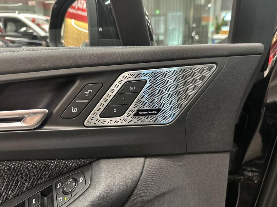 BMW 225 2023