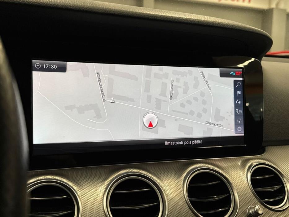 MERCEDES-BENZ E 2018