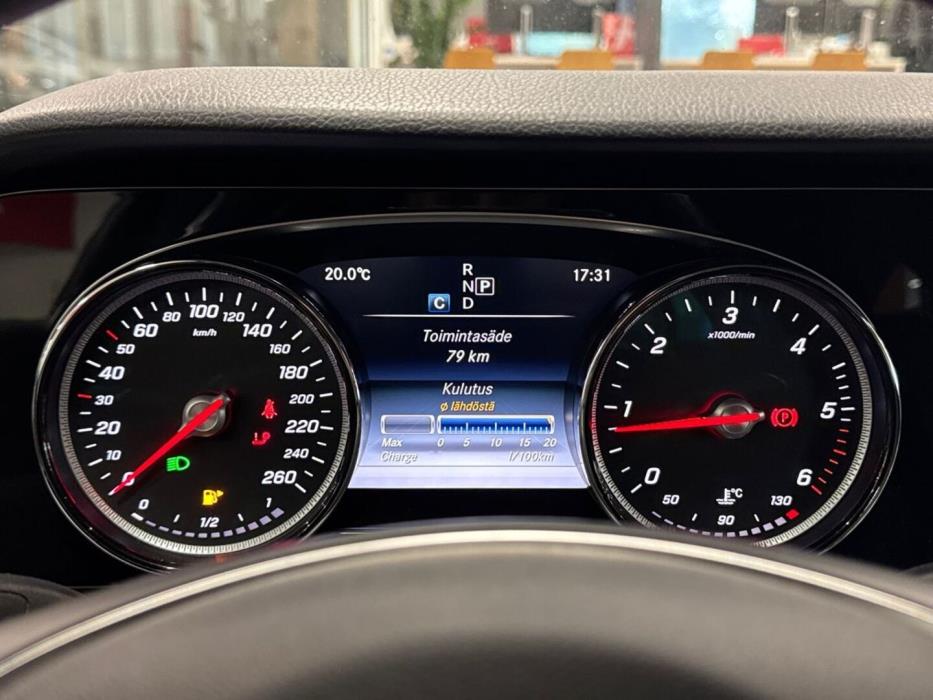 MERCEDES-BENZ E 2018