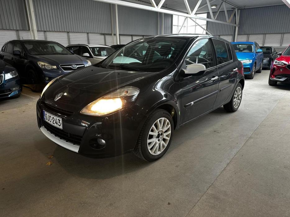 RENAULT Clio III 2010