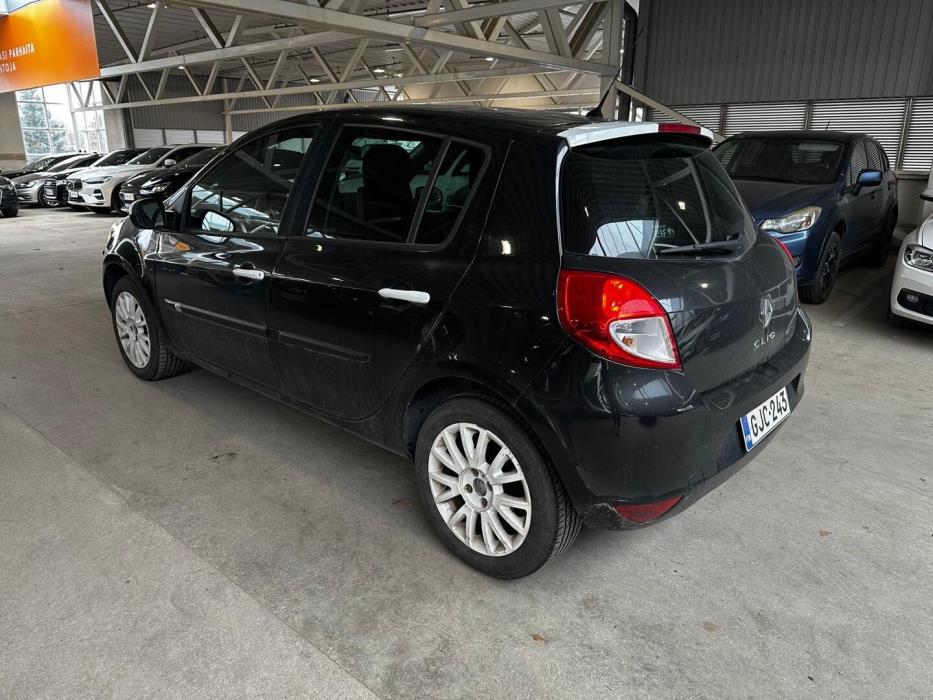 RENAULT Clio III 2010