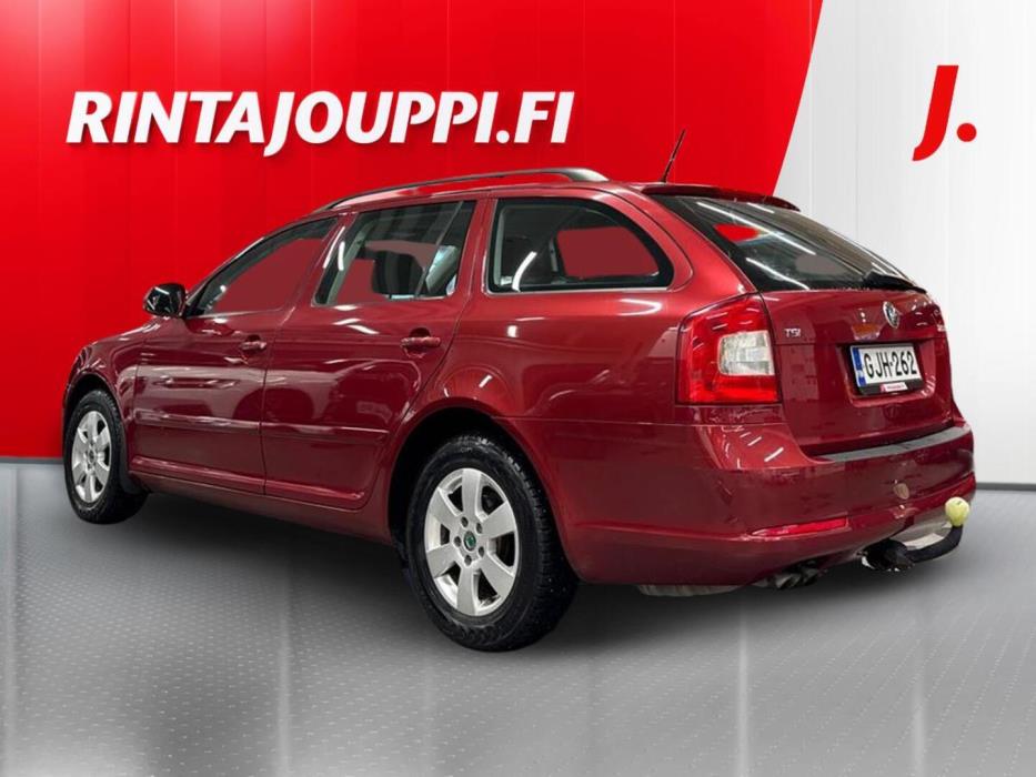 SKODA Octavia 2011