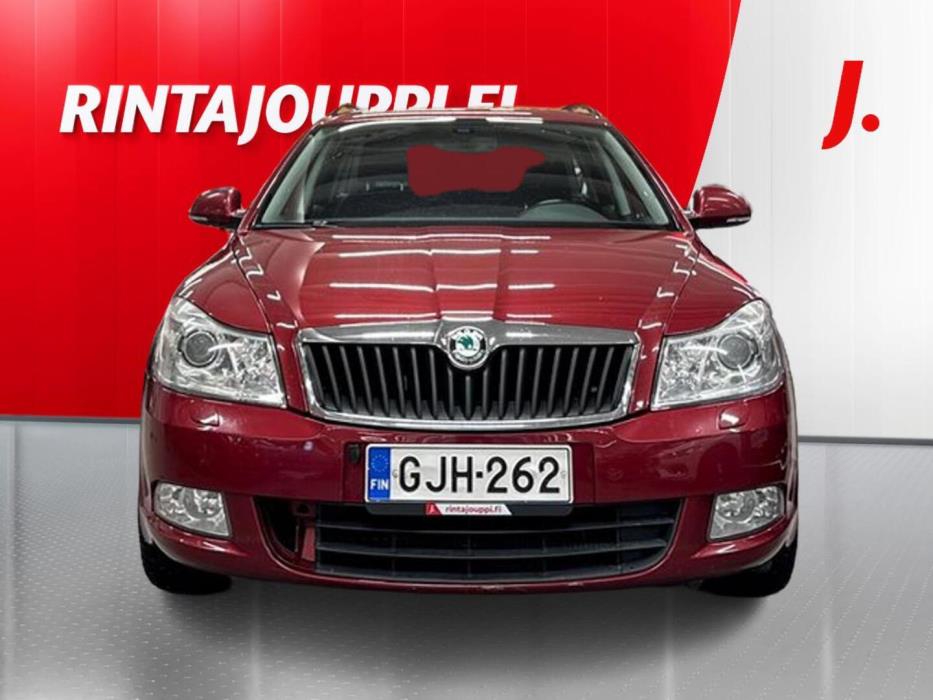 SKODA Octavia 2011