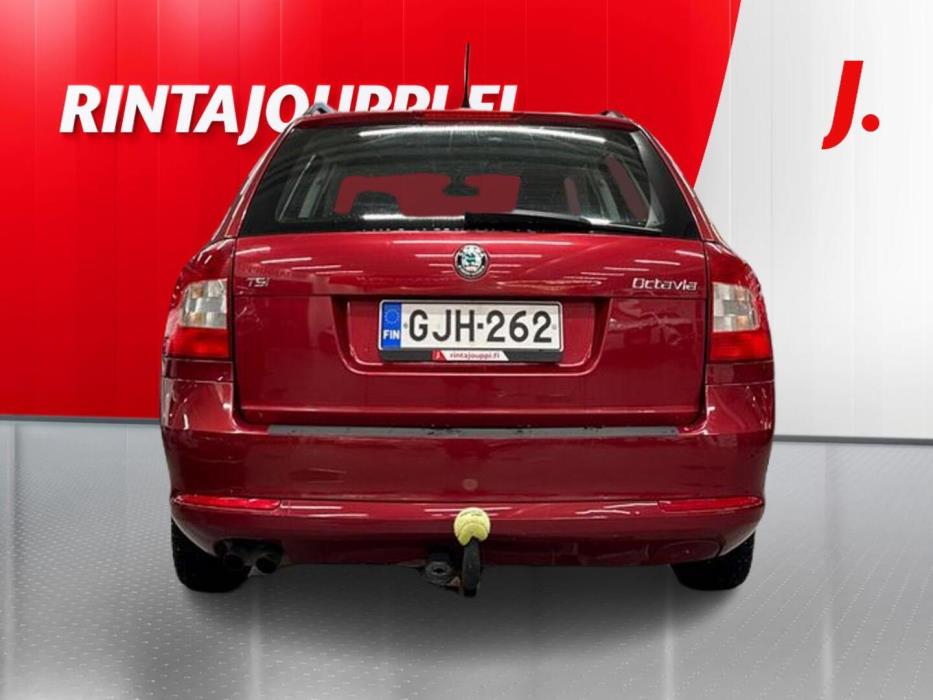 SKODA Octavia 2011