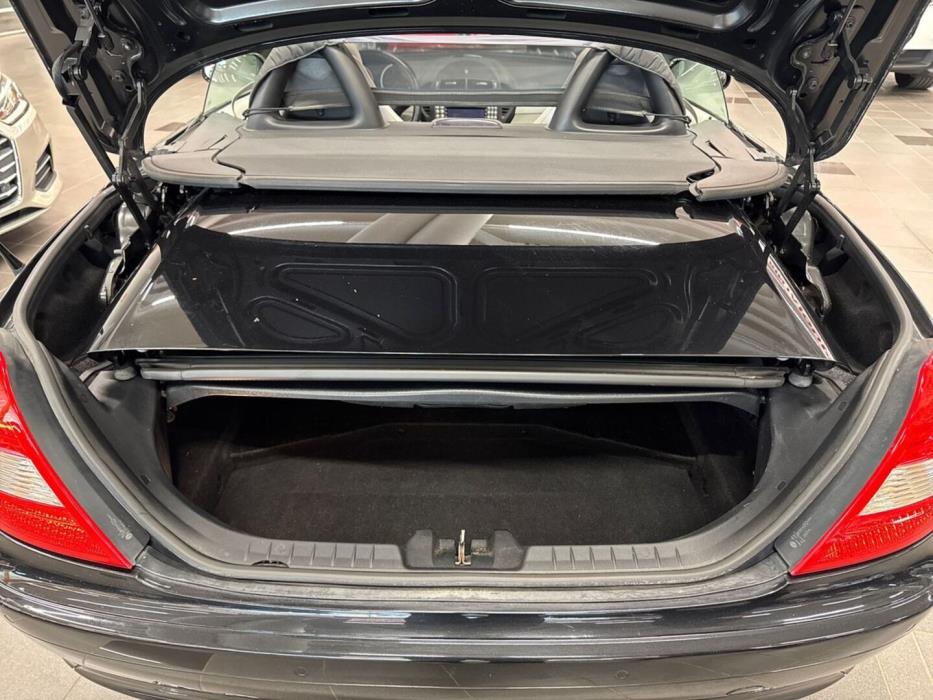 MERCEDES-BENZ SLK 2004