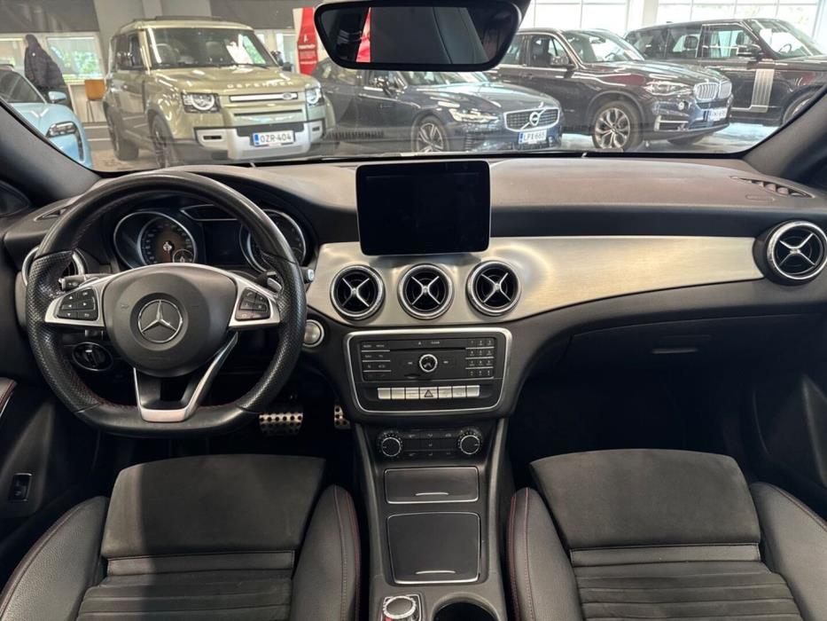 MERCEDES-BENZ CLA 2016
