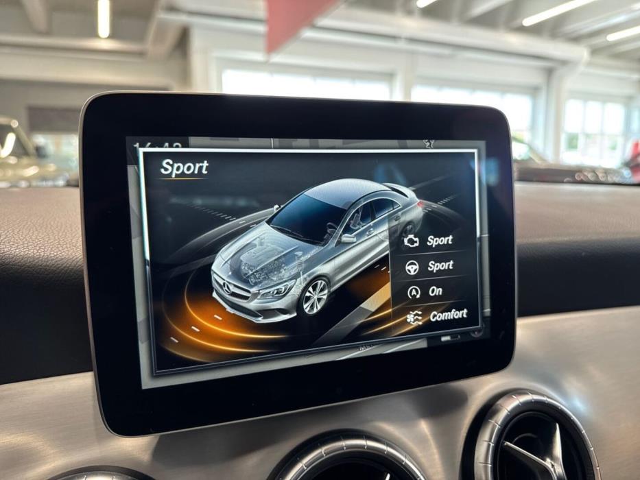 MERCEDES-BENZ CLA 2016