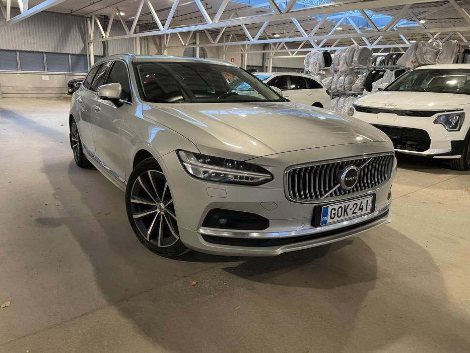 VOLVO V90 2020