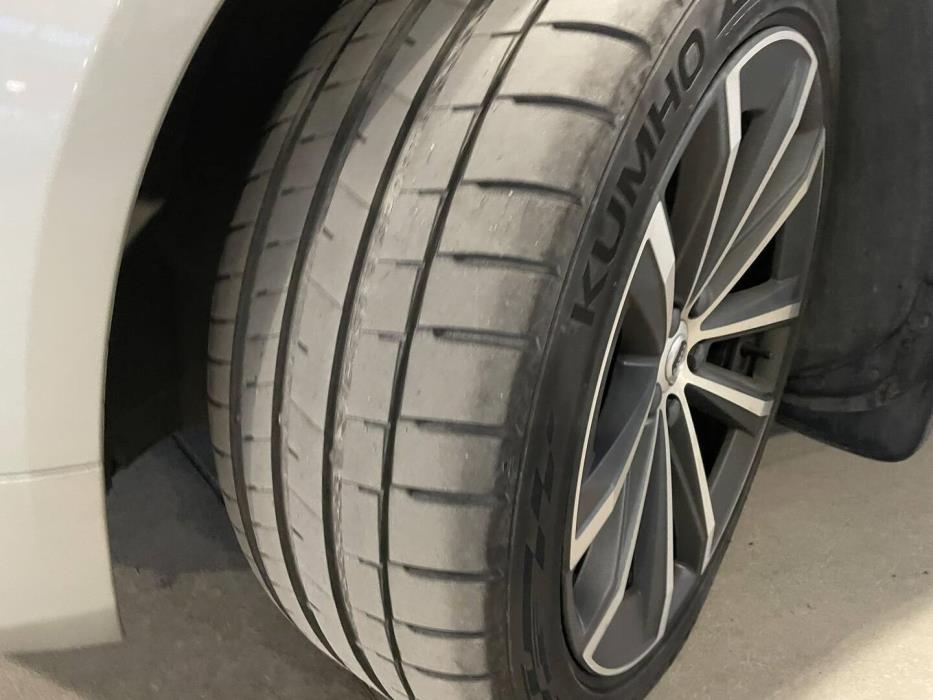 VOLVO V90 2020