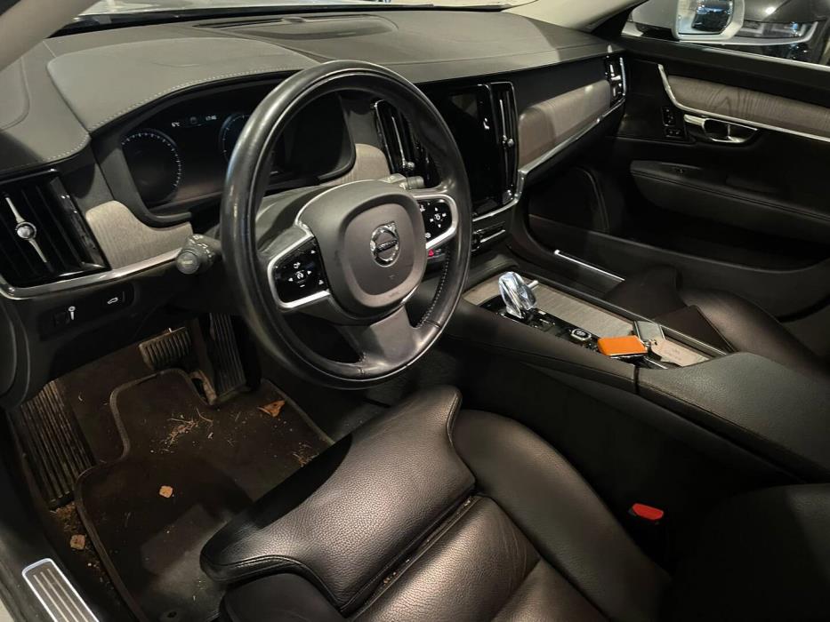 VOLVO V90 2020