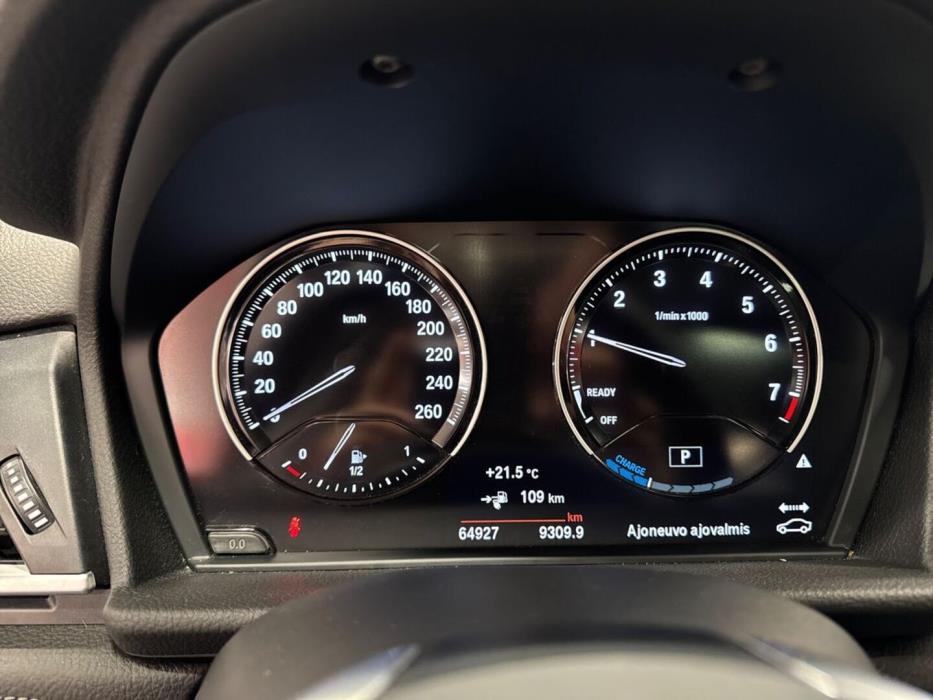 BMW 225 2019