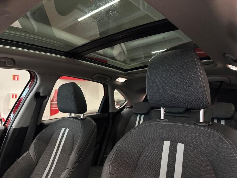 BMW 225 2019