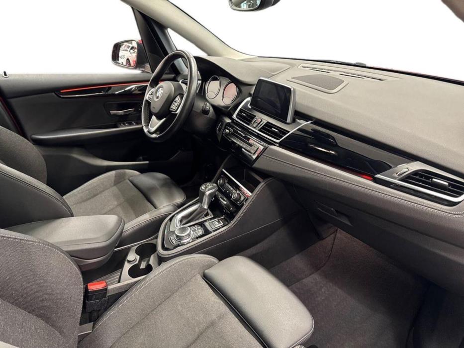 BMW 225 2019