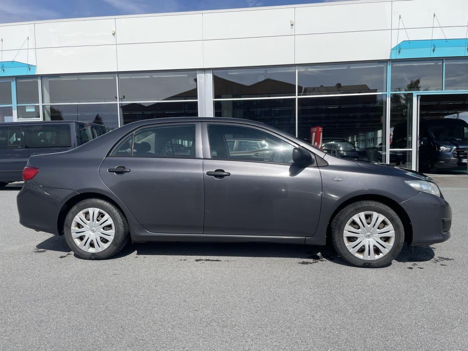TOYOTA Corolla 2009