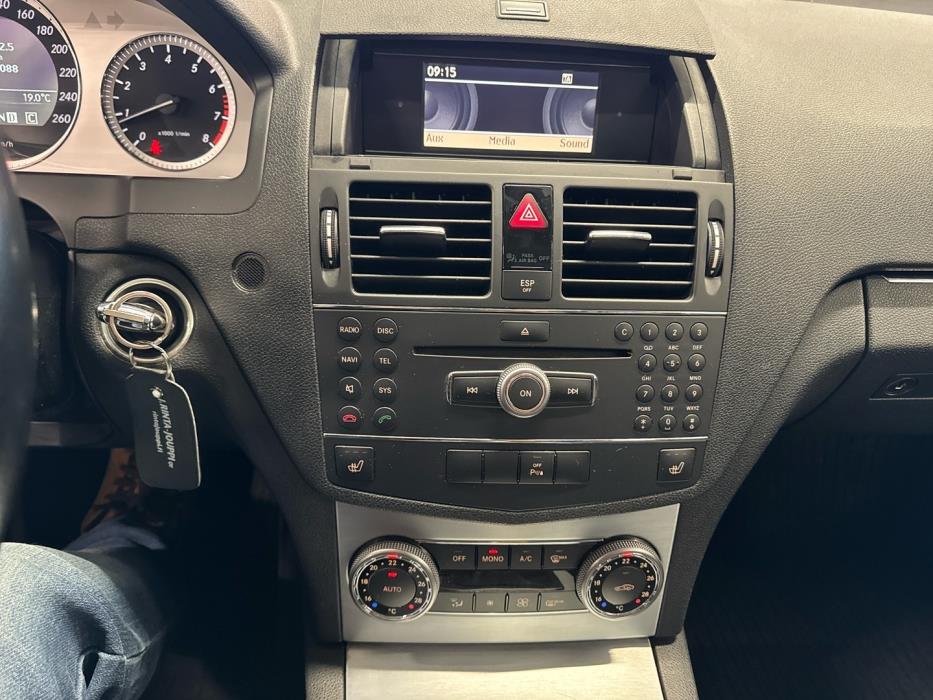 MERCEDES-BENZ C 2009