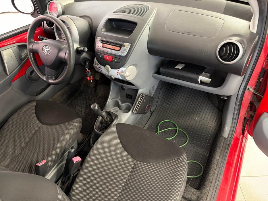TOYOTA AYGO 2009