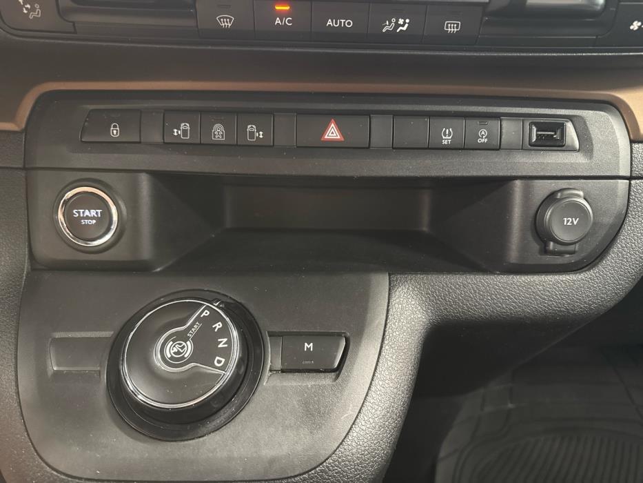 TOYOTA Proace Verso 2017