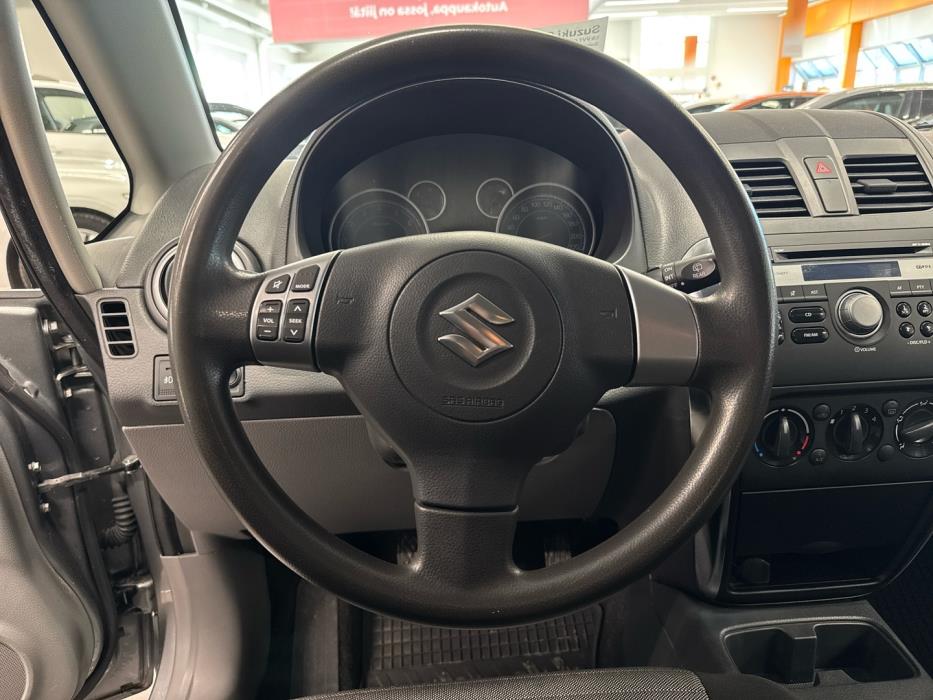 SUZUKI SX4 2012