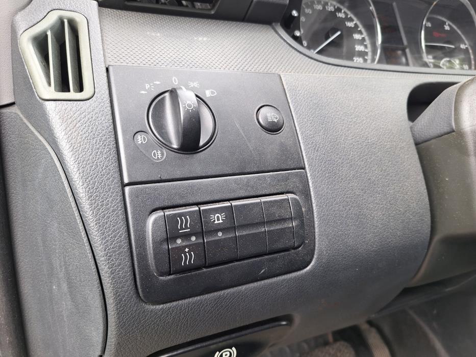 MERCEDES-BENZ Vito 2011