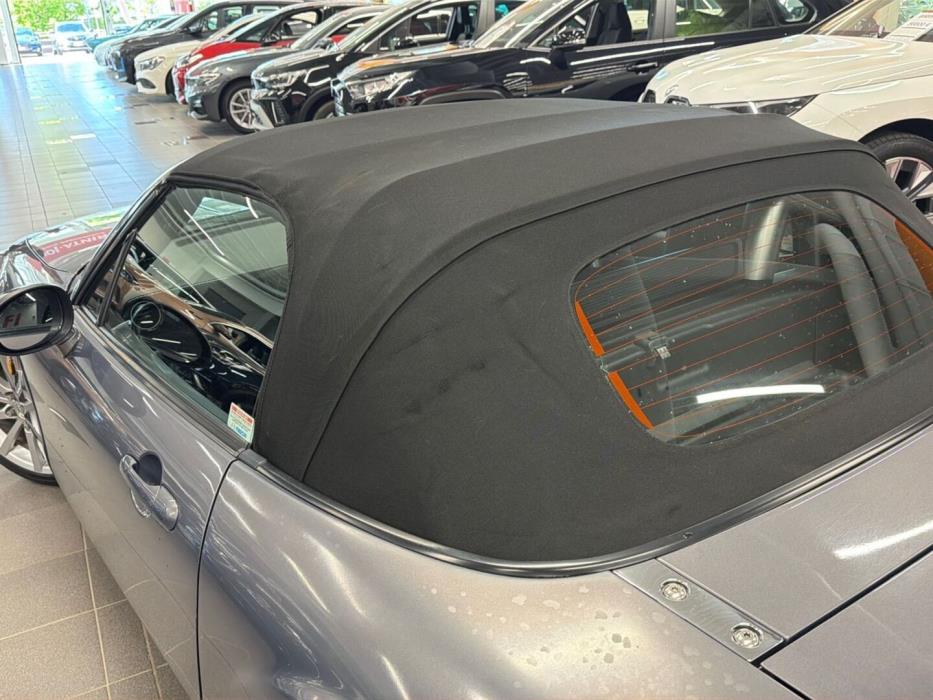 MAZDA MX-5 2006