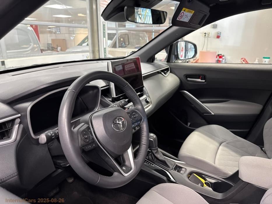 TOYOTA Corolla Cross 2024