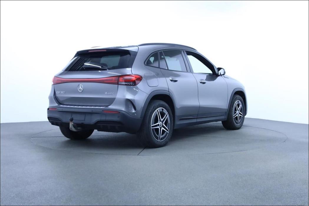 MERCEDES-BENZ EQA 2023