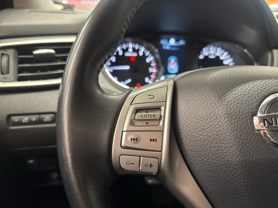 NISSAN Qashqai 2017