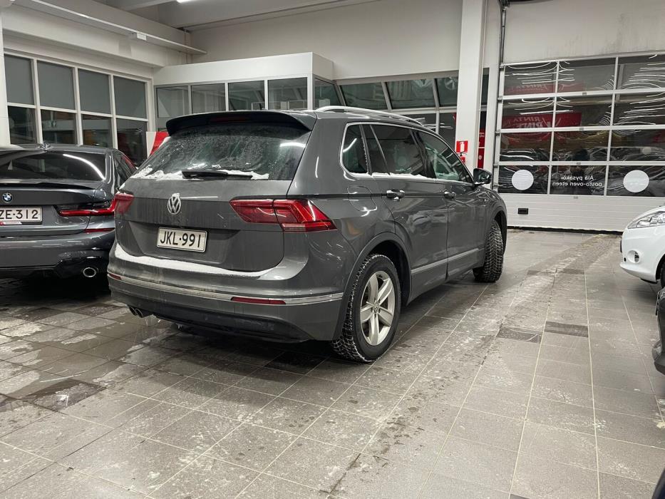 VOLKSWAGEN Tiguan 2017