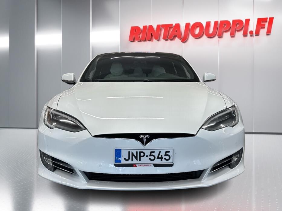 TESLA Model S 2020