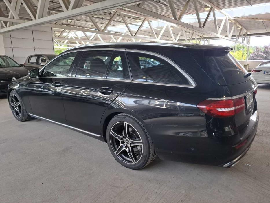 MERCEDES-BENZ E 2017