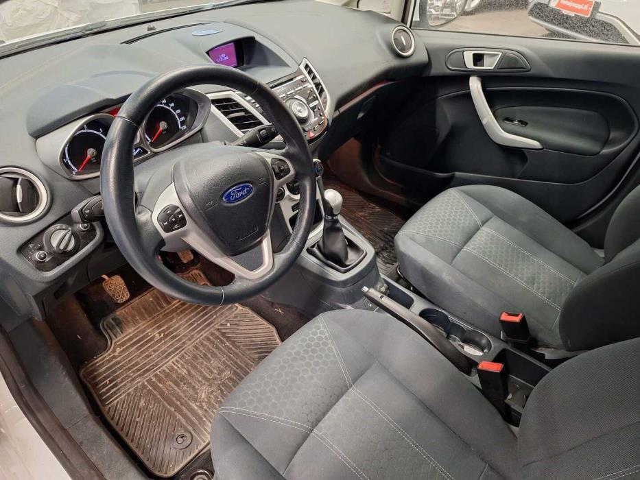 FORD Fiesta 2011