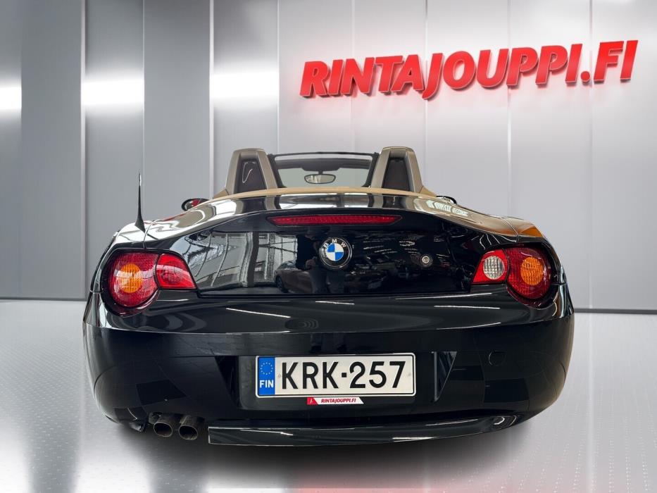 BMW Z4 2004