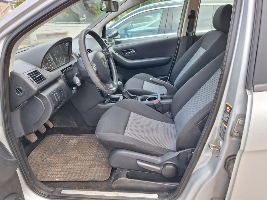 MERCEDES-BENZ A 2005