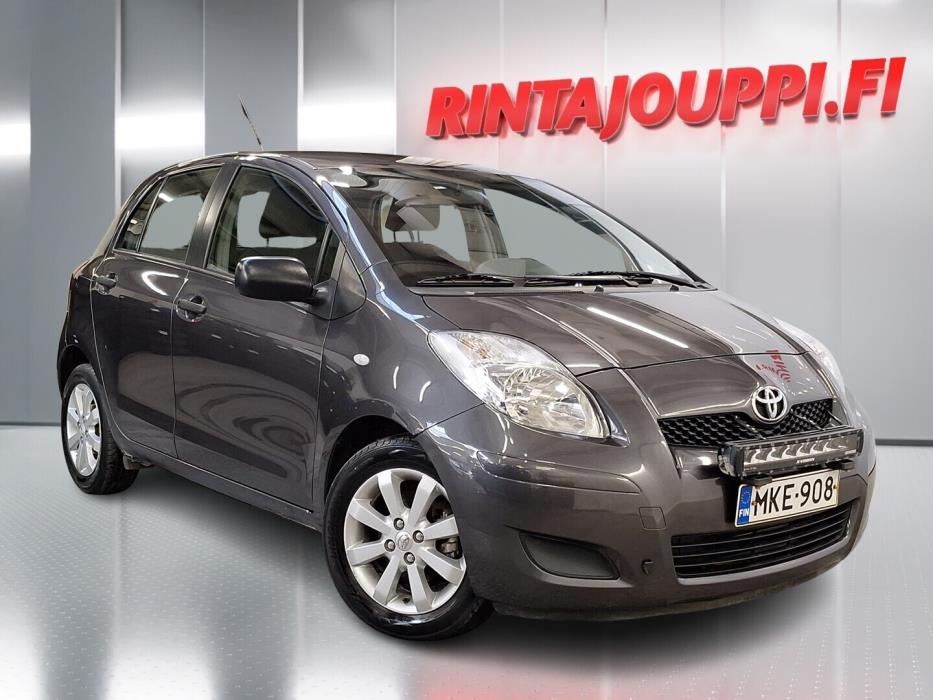 TOYOTA Yaris 2010
